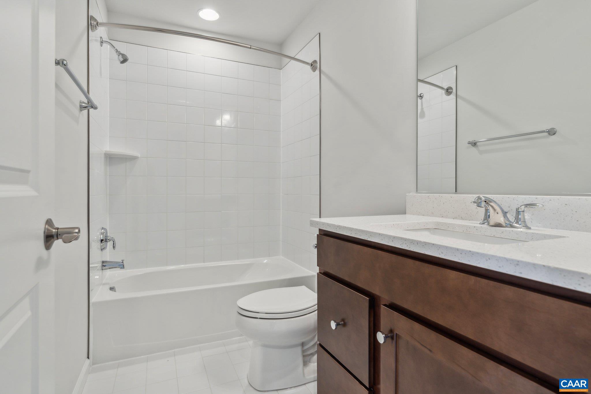 PLEASANT GREEN - Residential