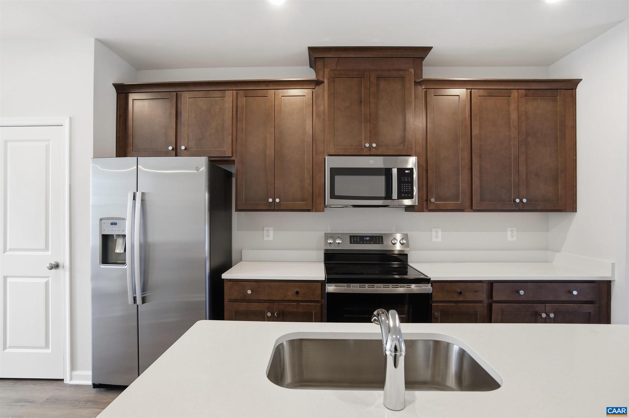 PLEASANT GREEN - Residential