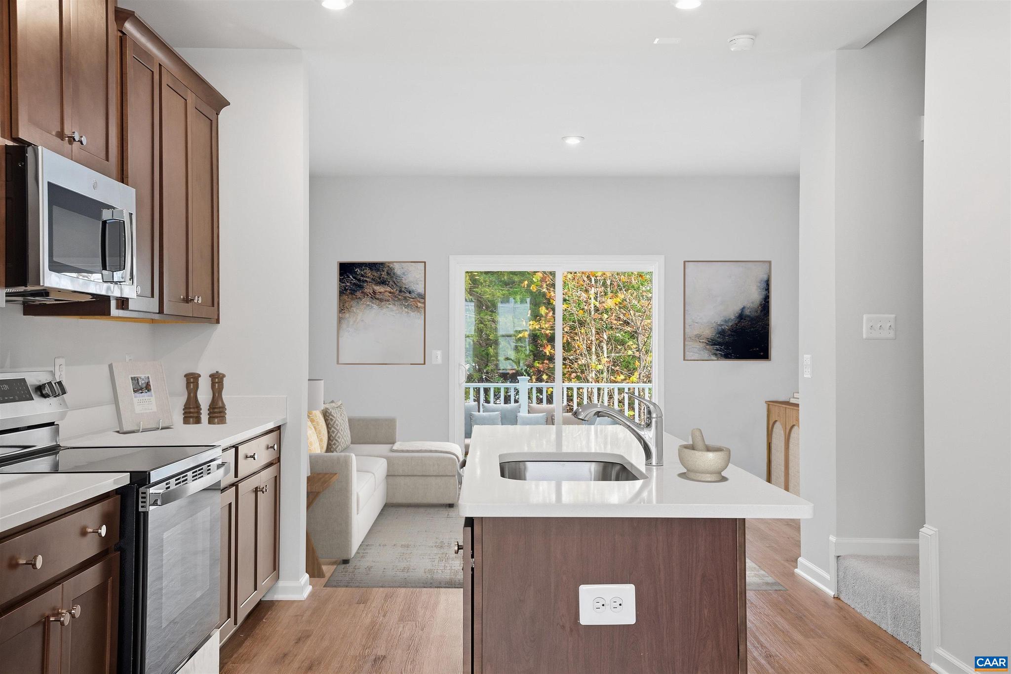 PLEASANT GREEN - Residential