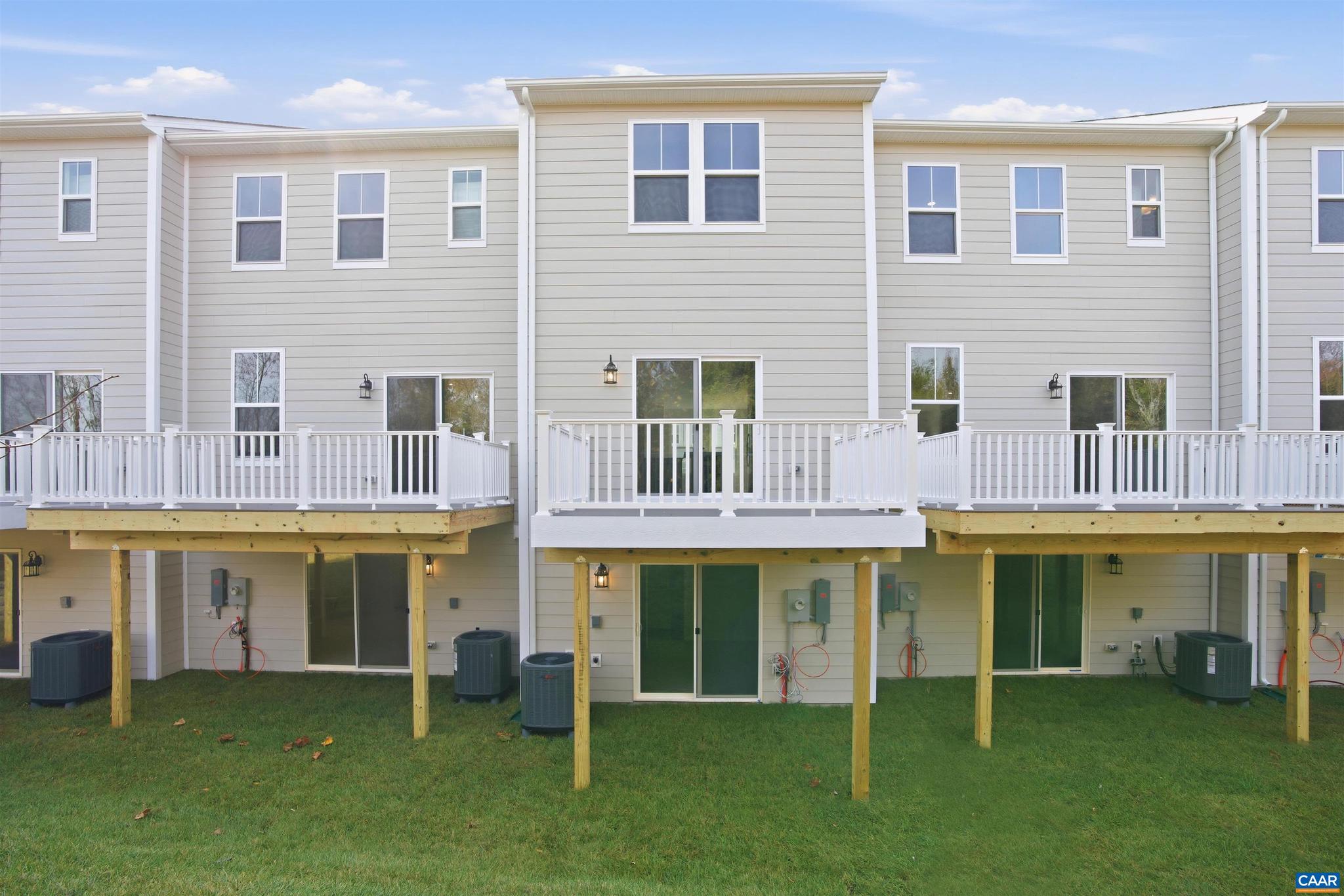 PLEASANT GREEN - Residential