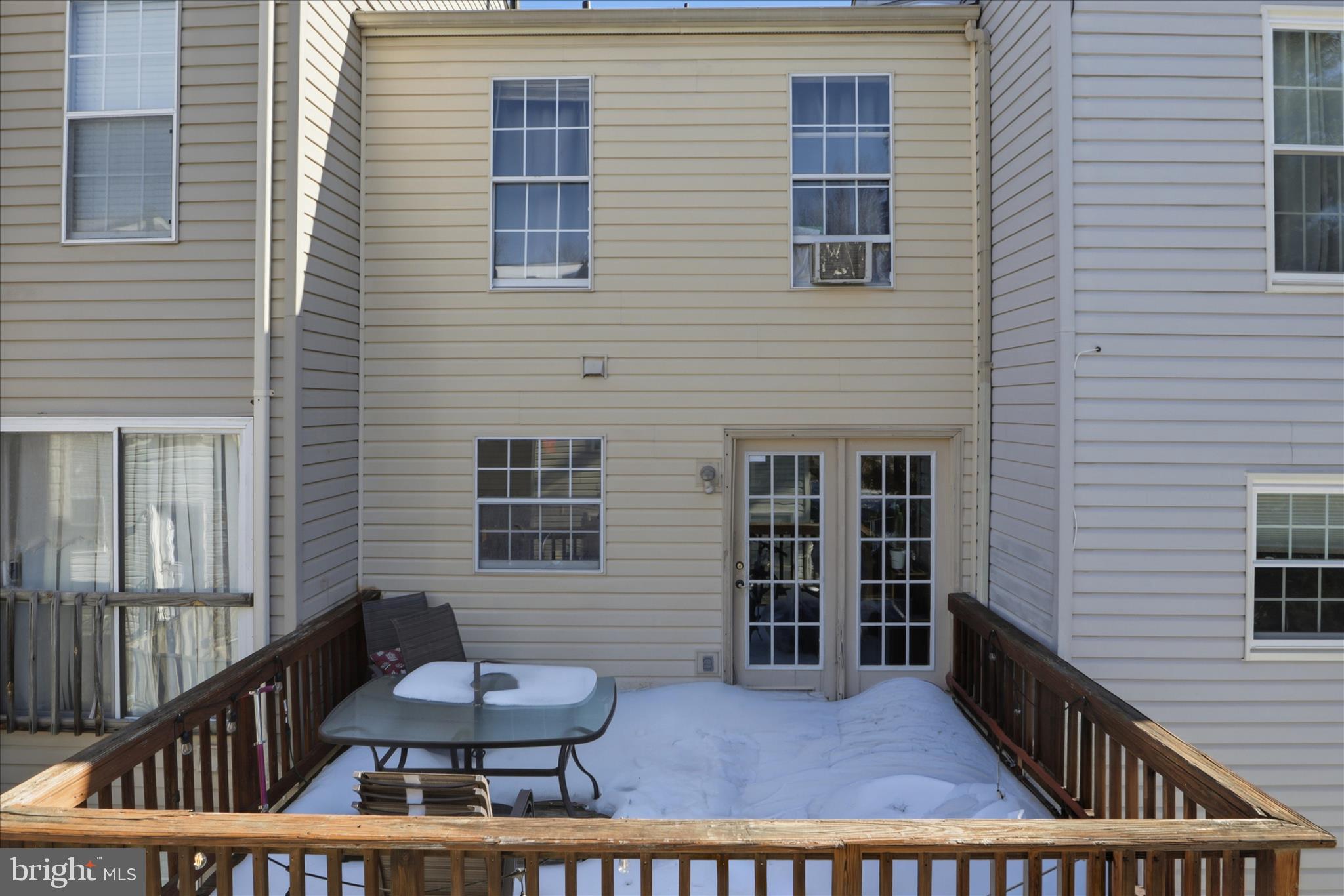 DEVILS REACH CONDOS - Residential