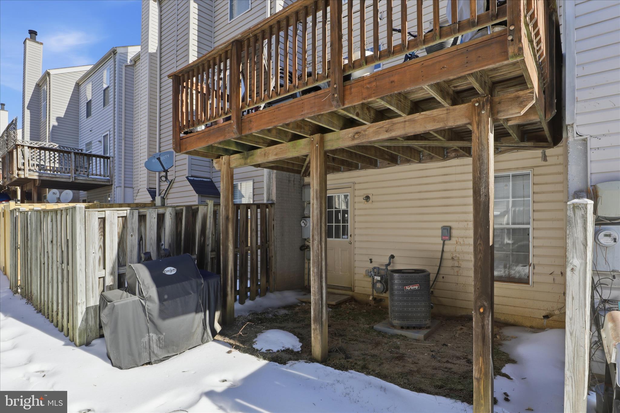 DEVILS REACH CONDOS - Residential