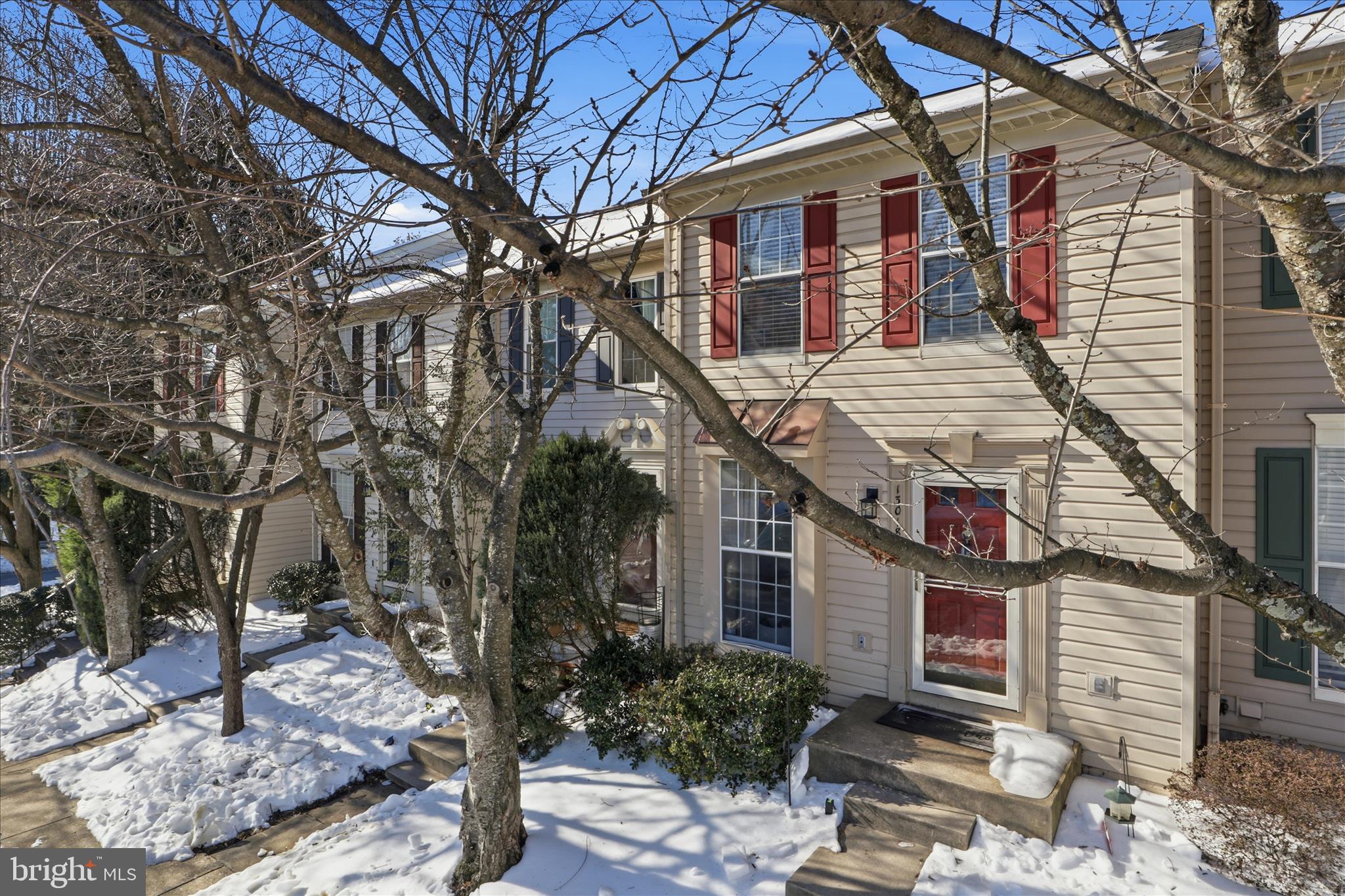 DEVILS REACH CONDOS - Residential