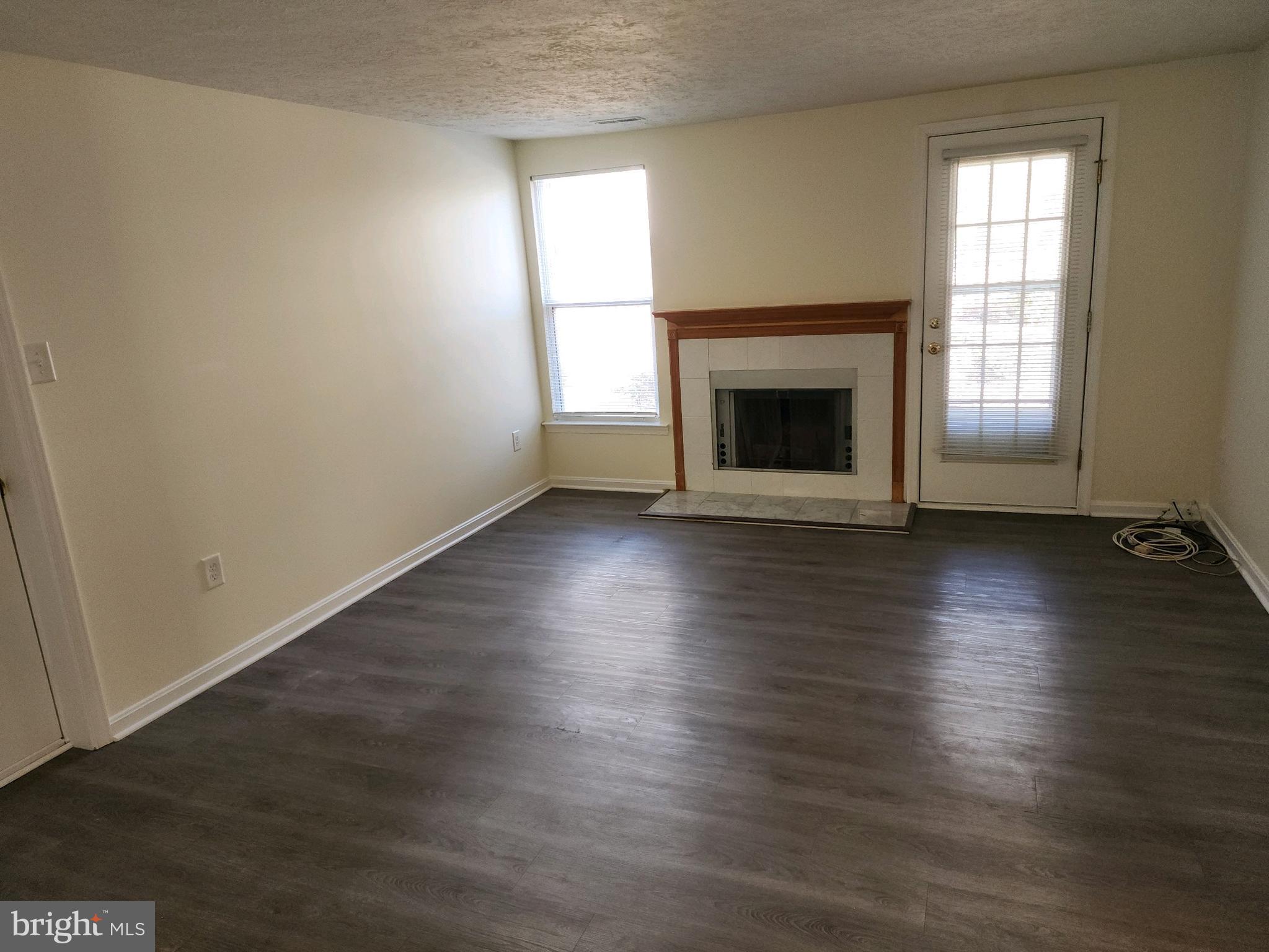 CASTLETREE - Residential Lease