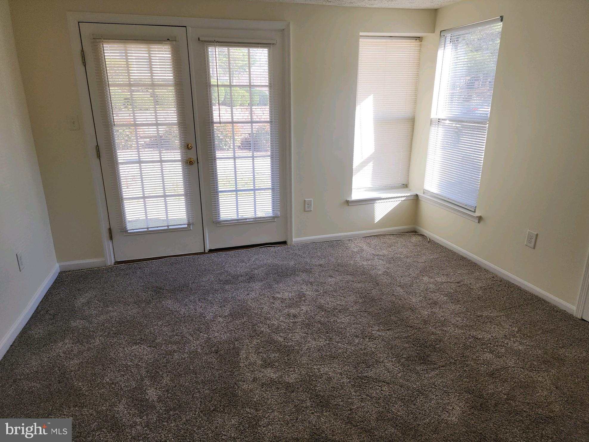 CASTLETREE - Residential Lease