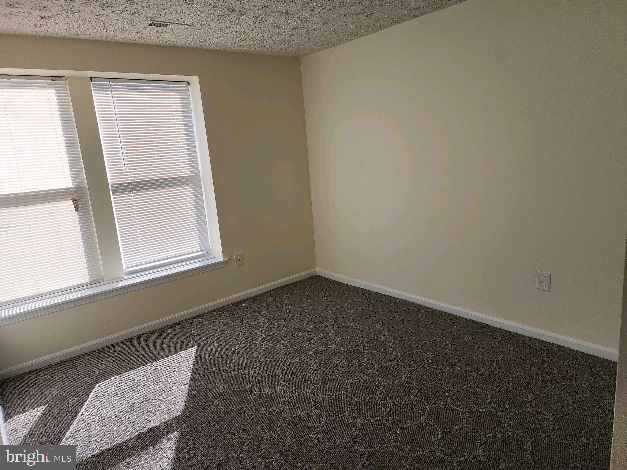 CASTLETREE - Residential Lease