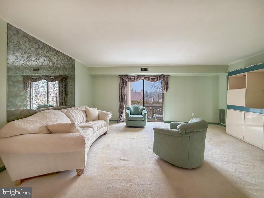 DELAIRE LANDING - Residential
