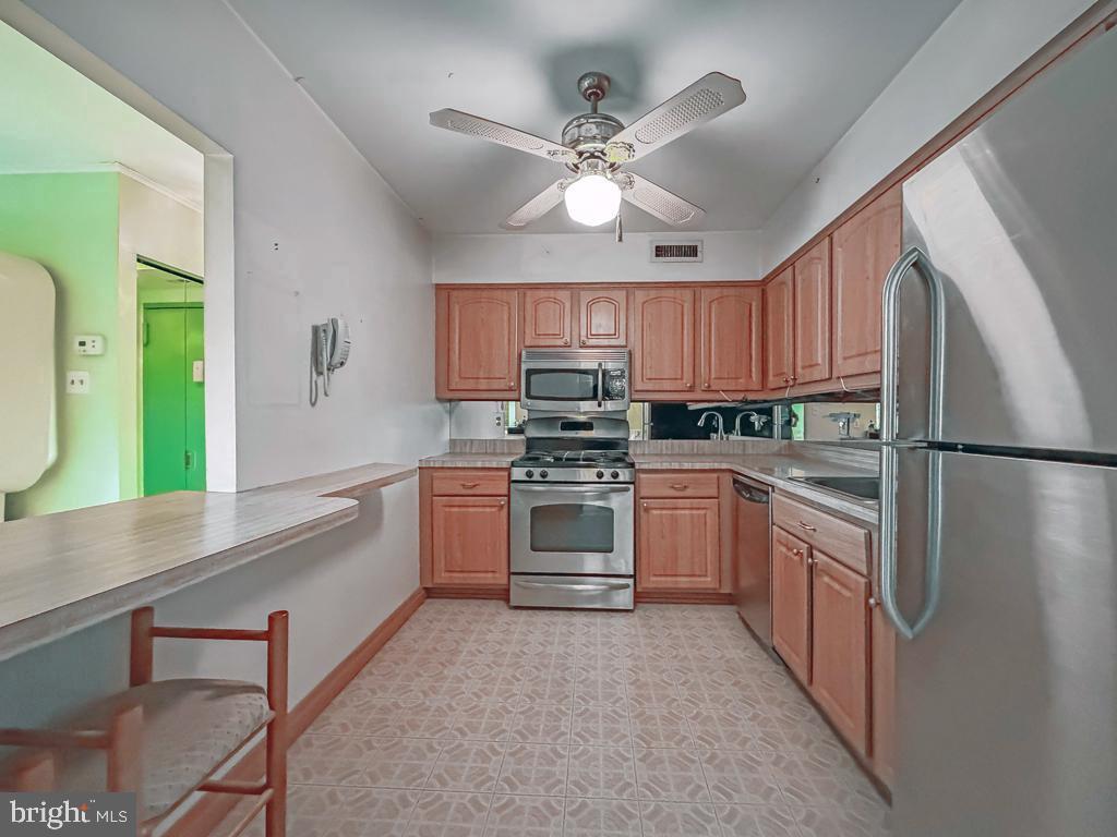 DELAIRE LANDING - Residential
