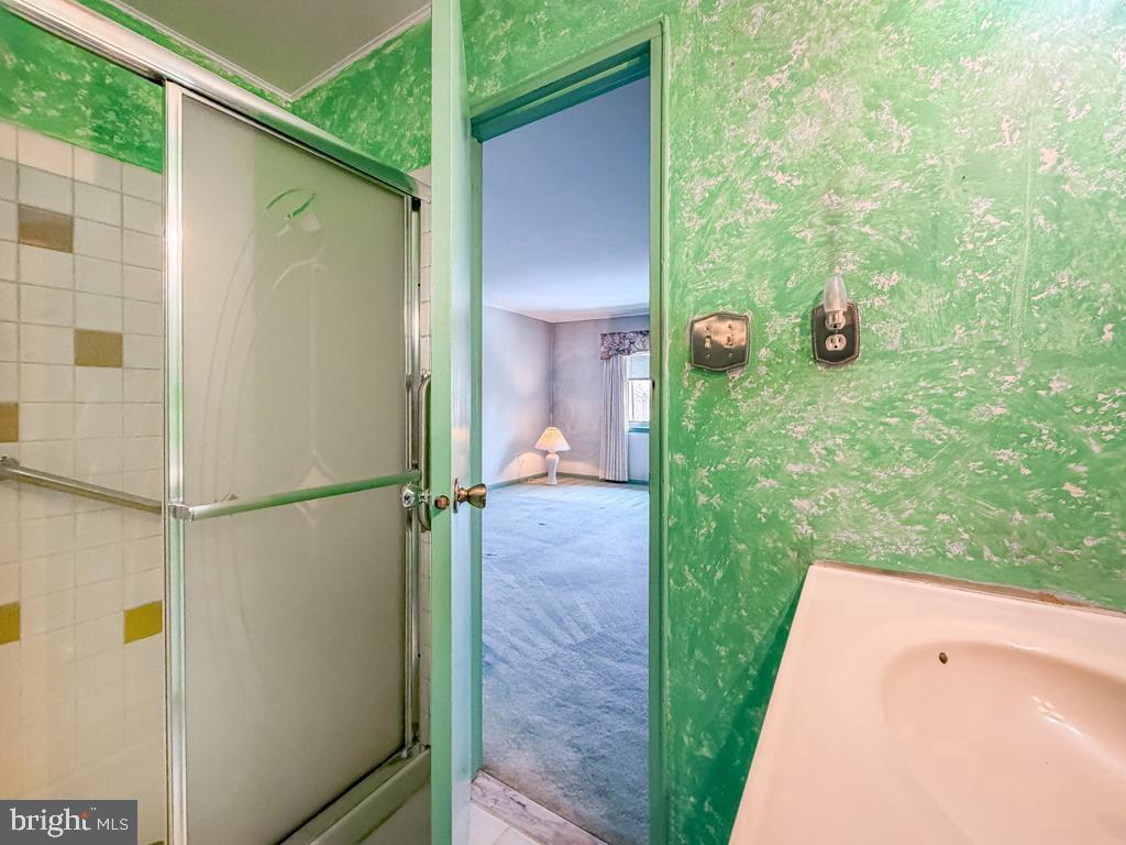 DELAIRE LANDING - Residential