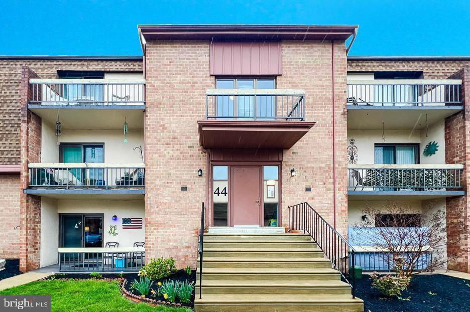 DELAIRE LANDING - Residential