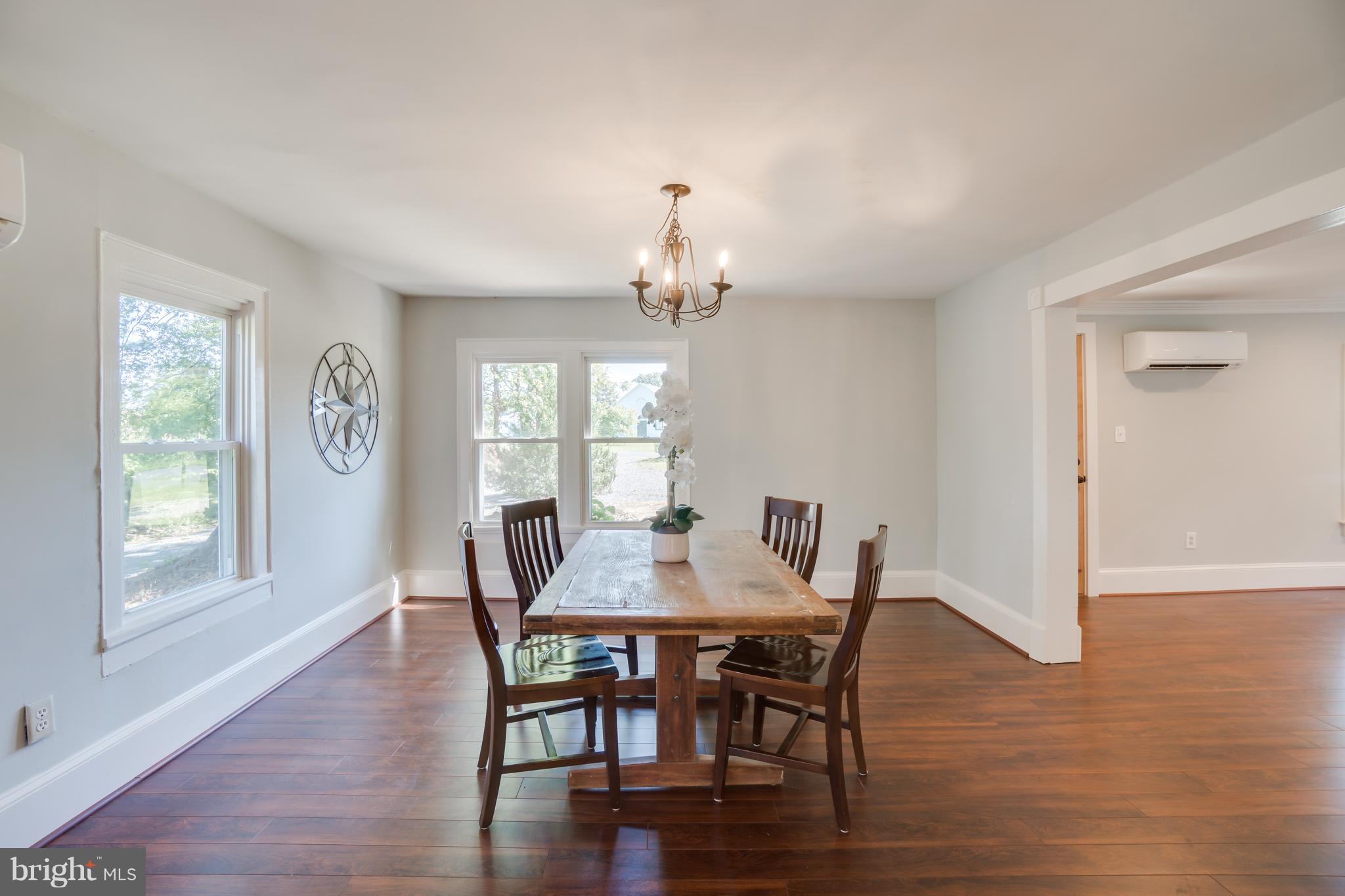 UNIONVILLE CROSSING - Residential