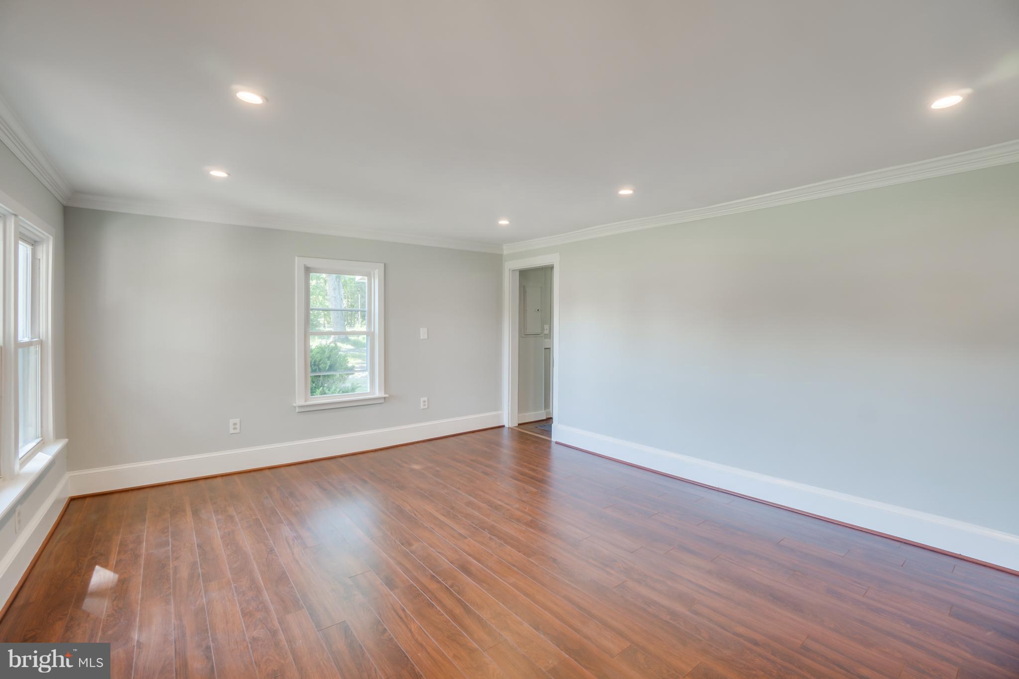 UNIONVILLE CROSSING - Residential