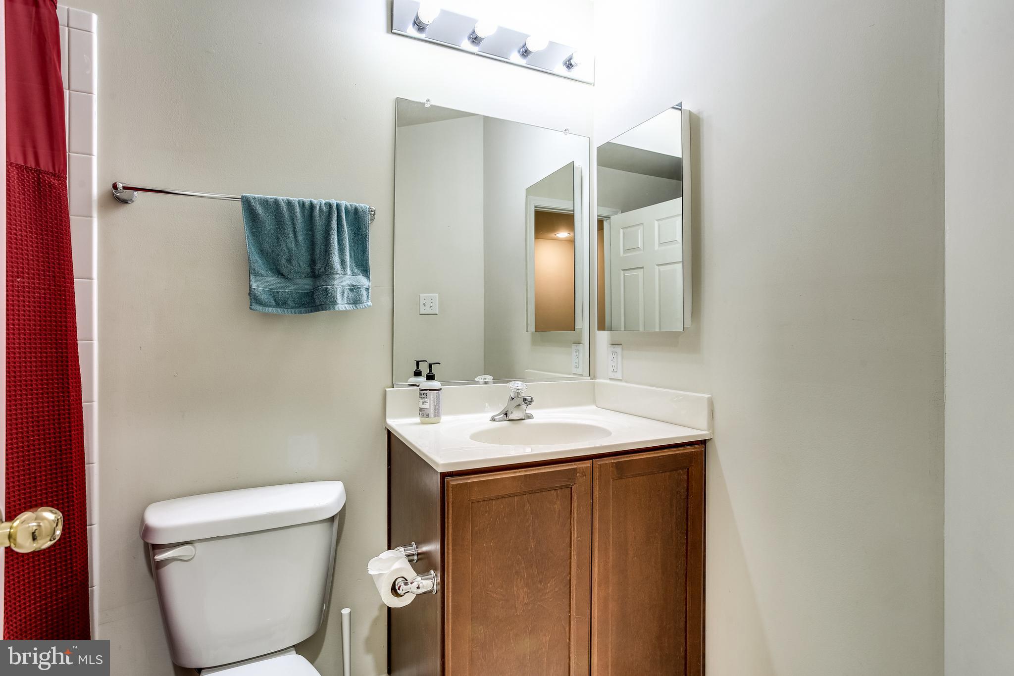 TWIN ARCH CROSSING - Residential