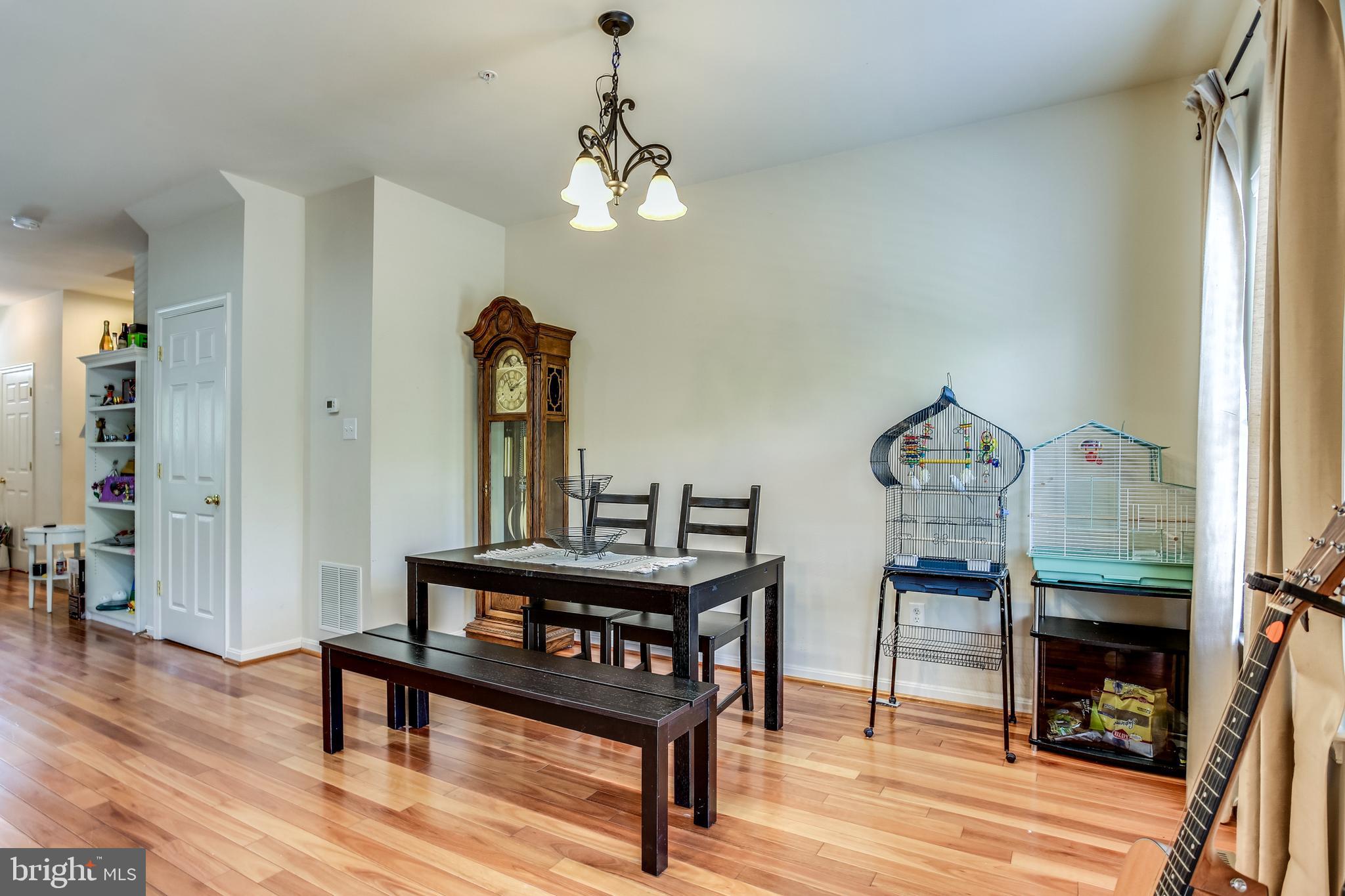 TWIN ARCH CROSSING - Residential