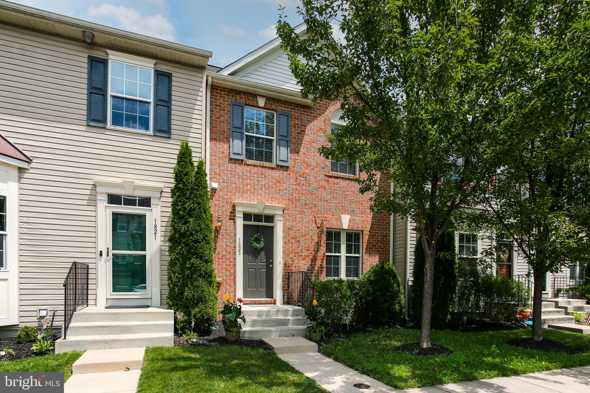 TWIN ARCH CROSSING - Residential