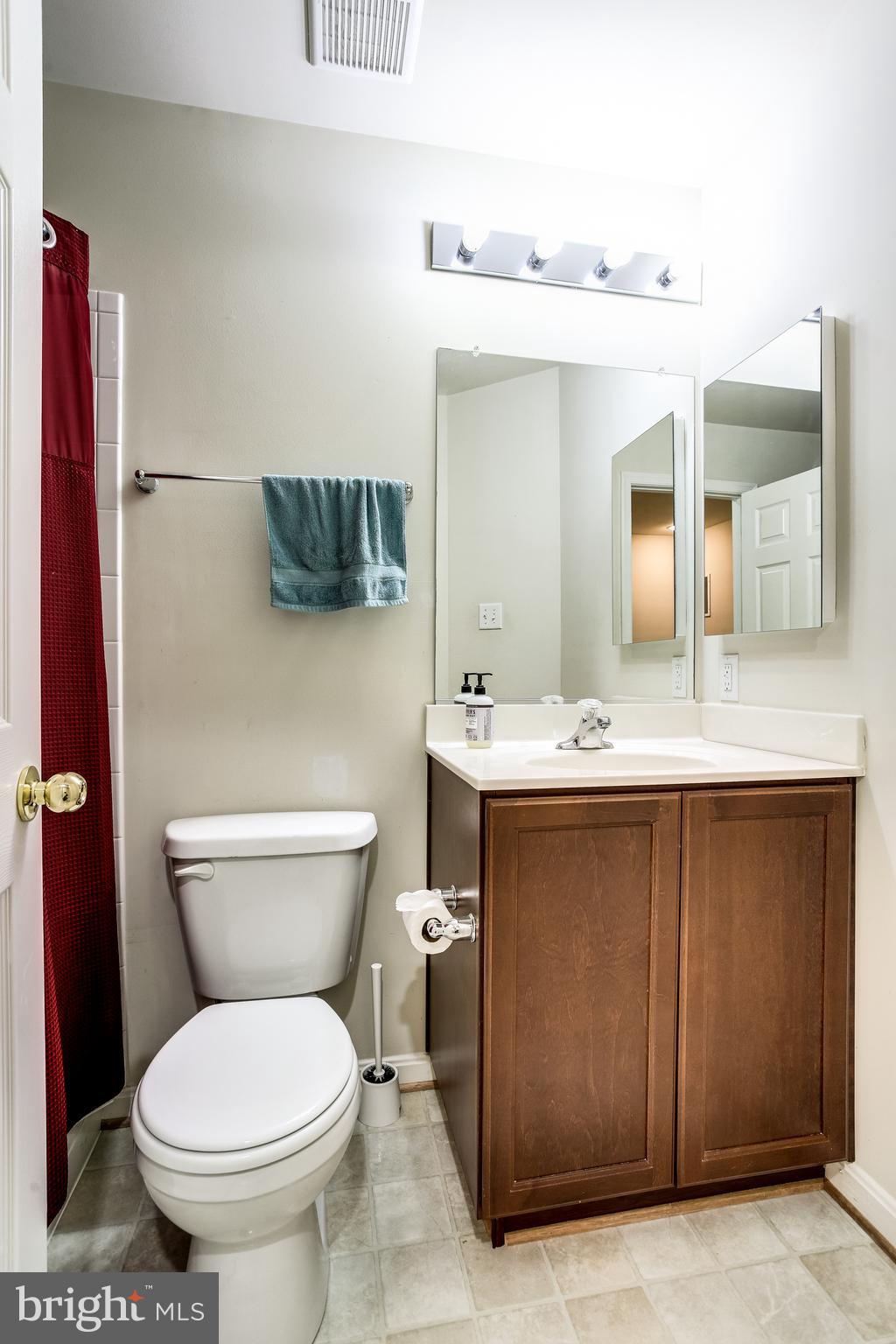 TWIN ARCH CROSSING - Residential