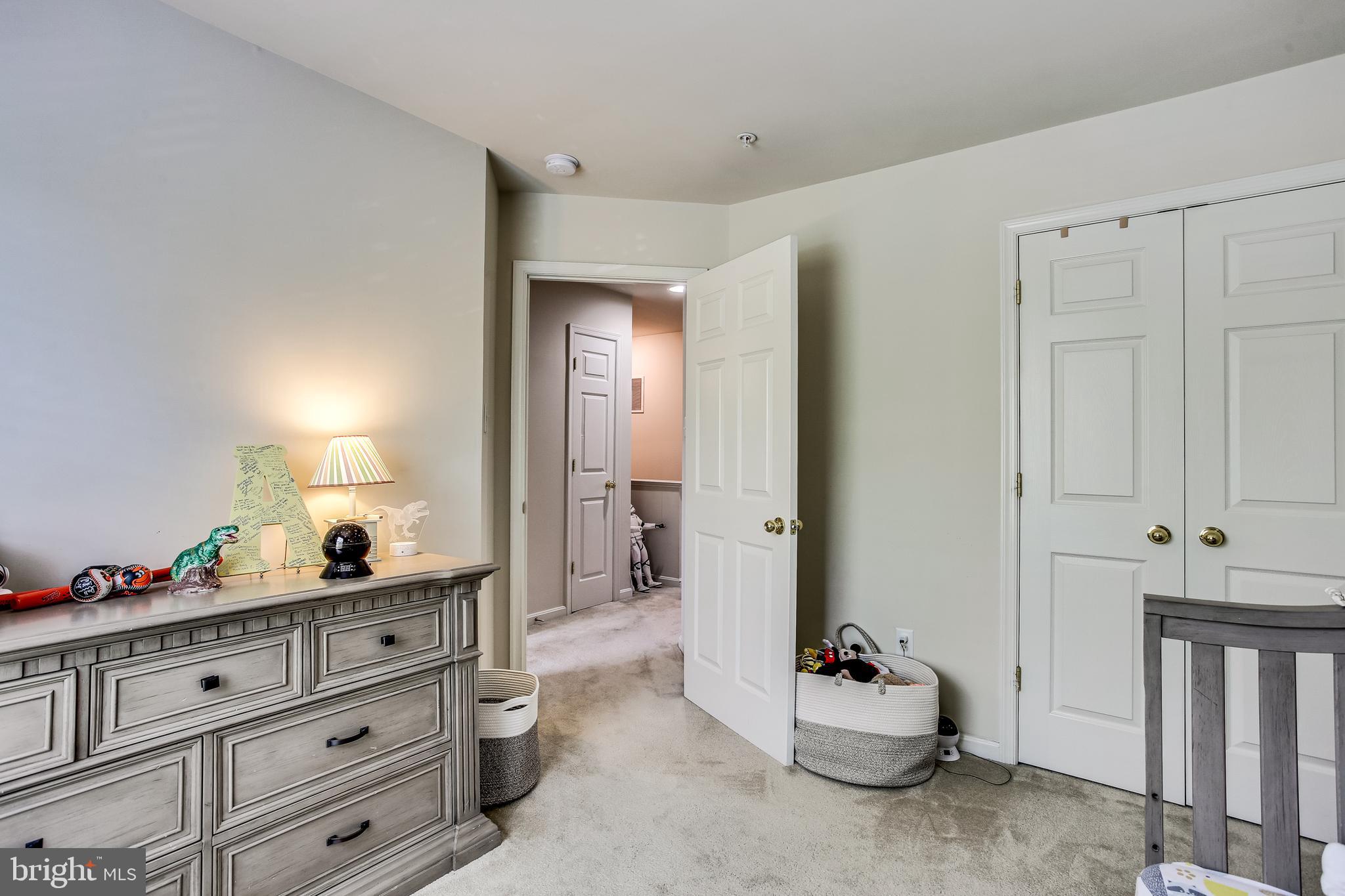 TWIN ARCH CROSSING - Residential