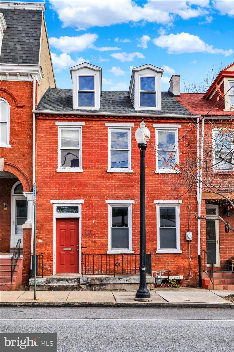 LANCASTER - Residential