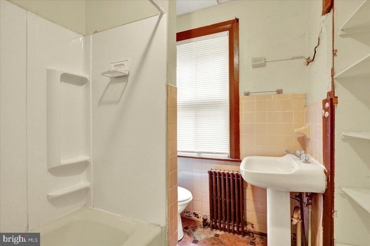 LANCASTER - Residential