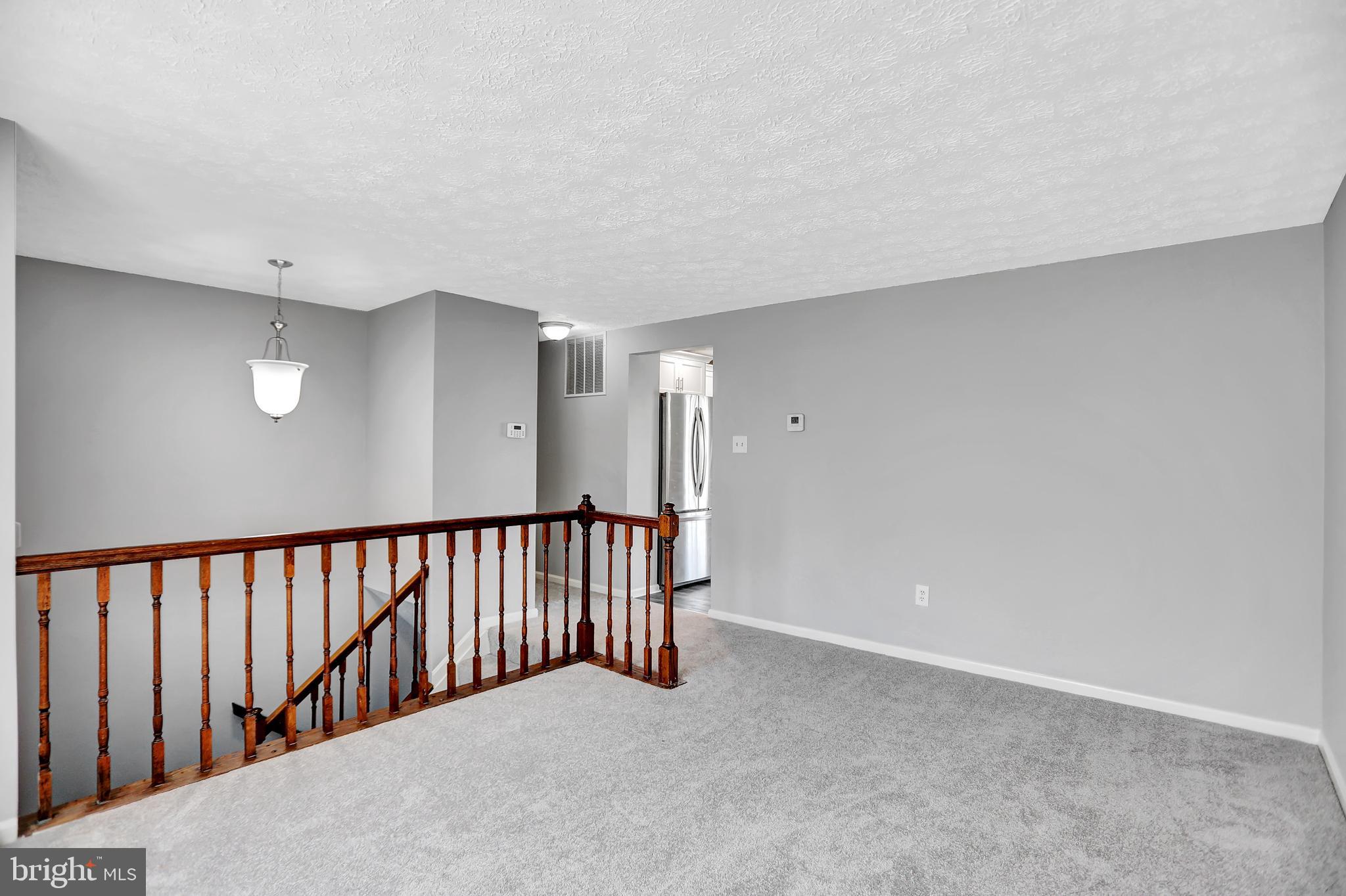 LAWNWOOD - Residential