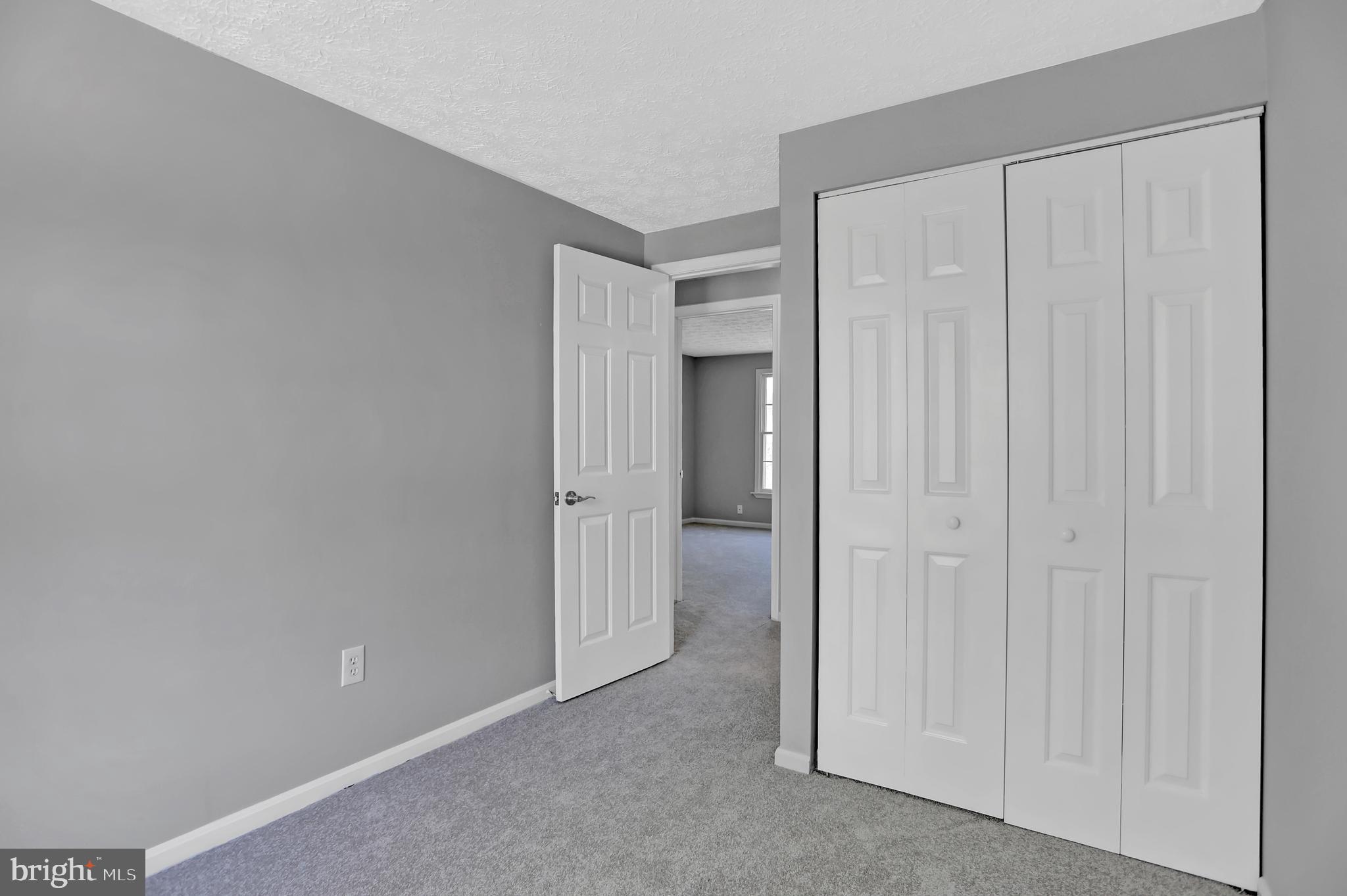 LAWNWOOD - Residential