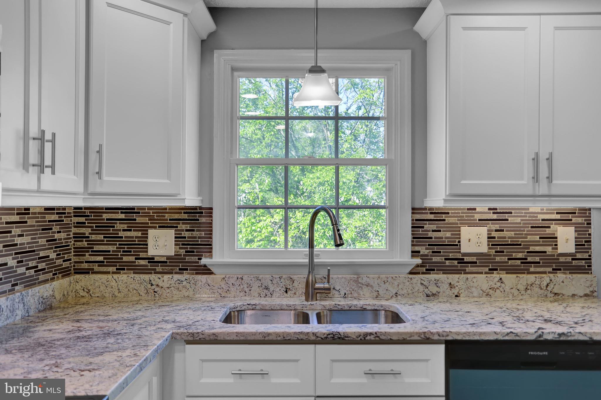 LAWNWOOD - Residential