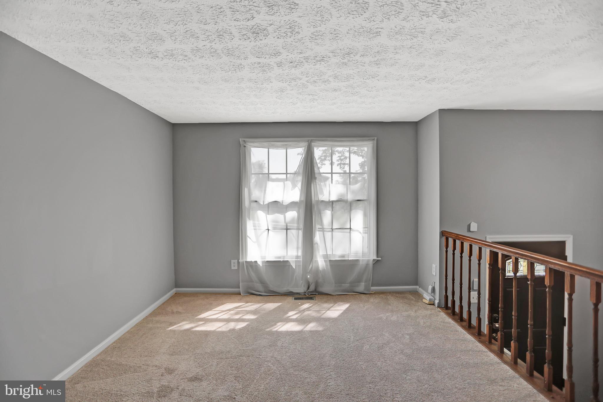 LAWNWOOD - Residential