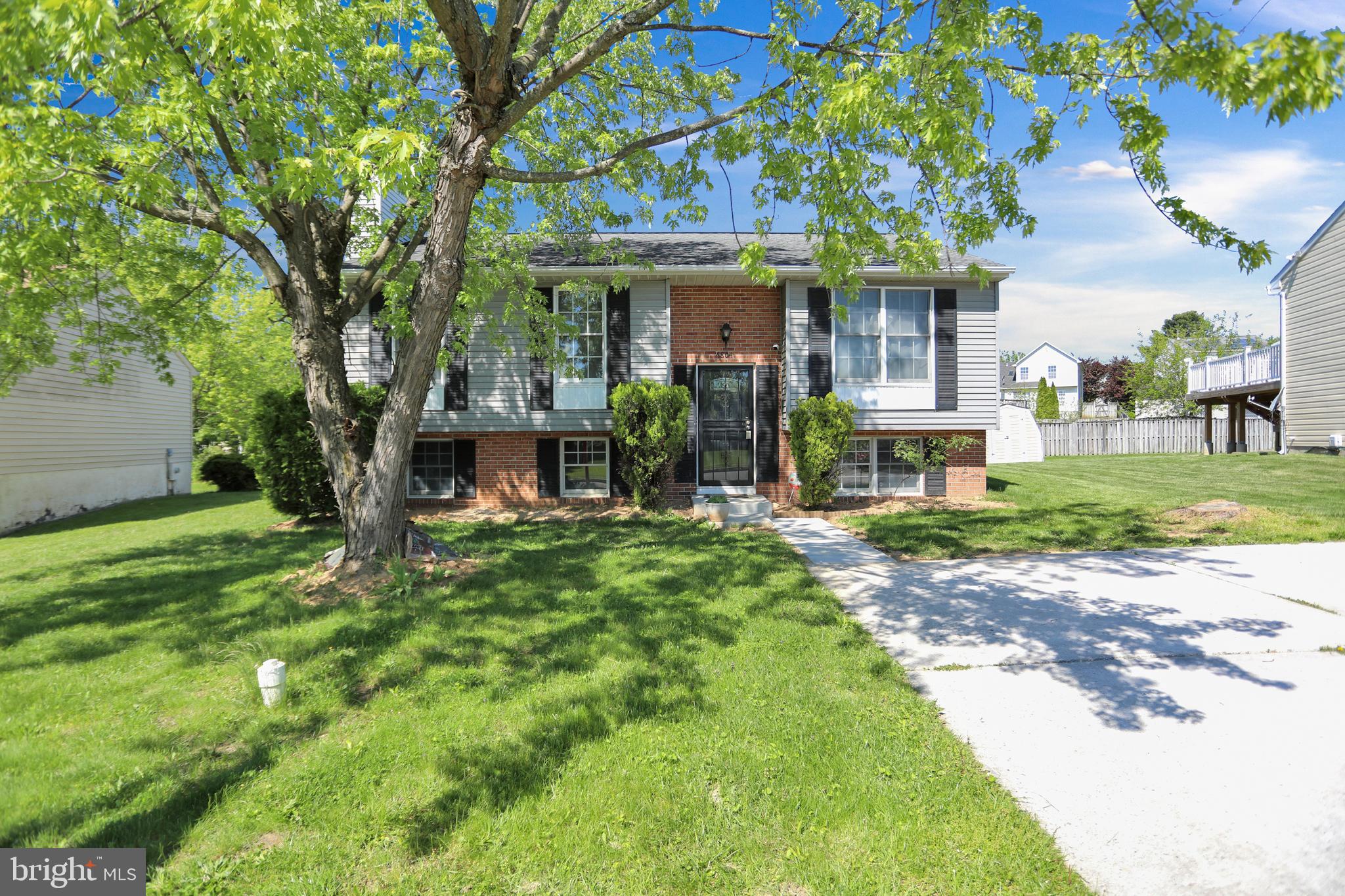 LAWNWOOD - Residential