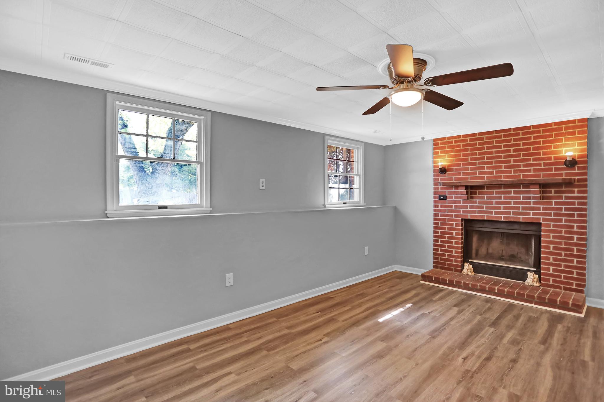 LAWNWOOD - Residential