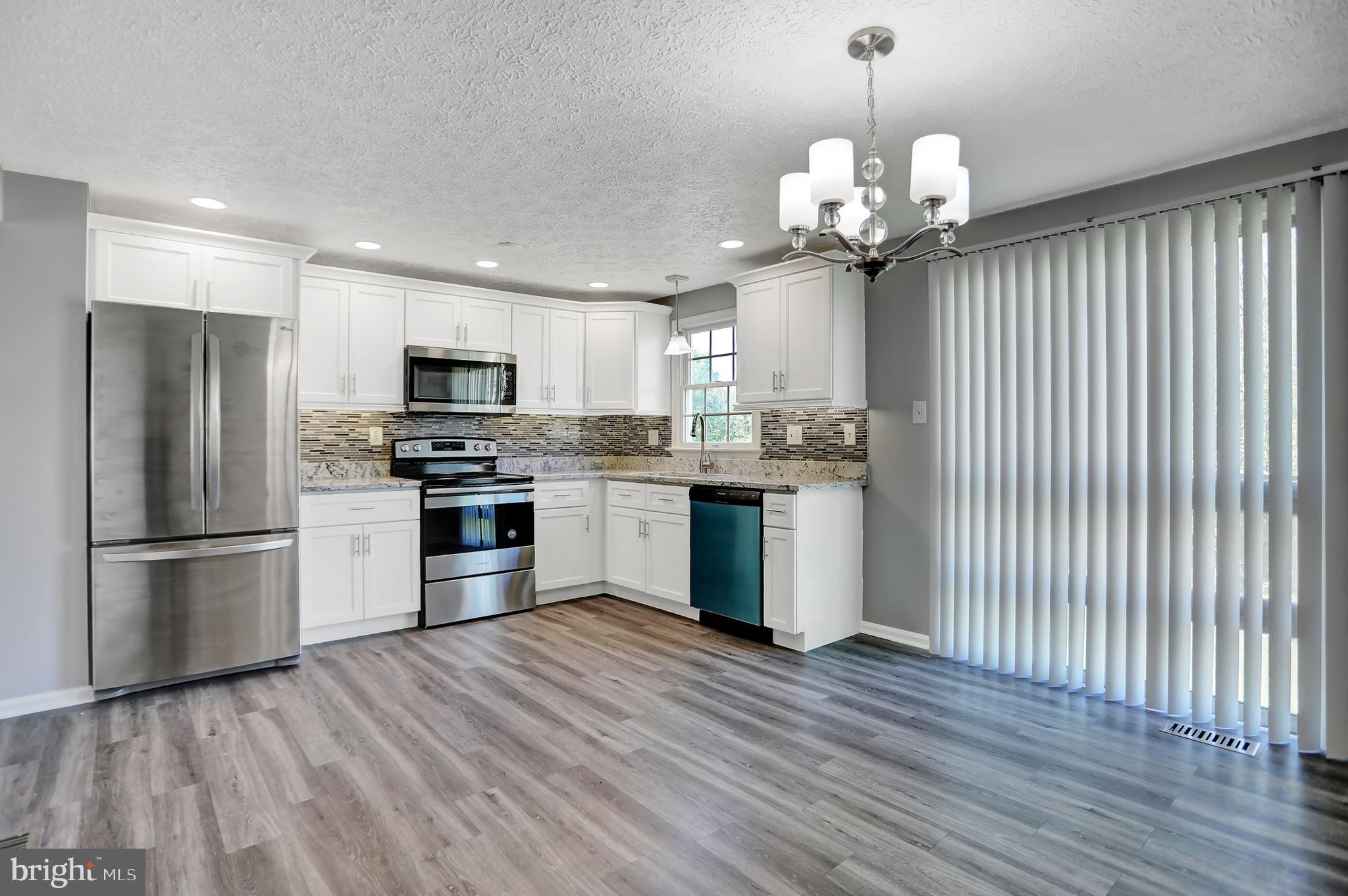 LAWNWOOD - Residential