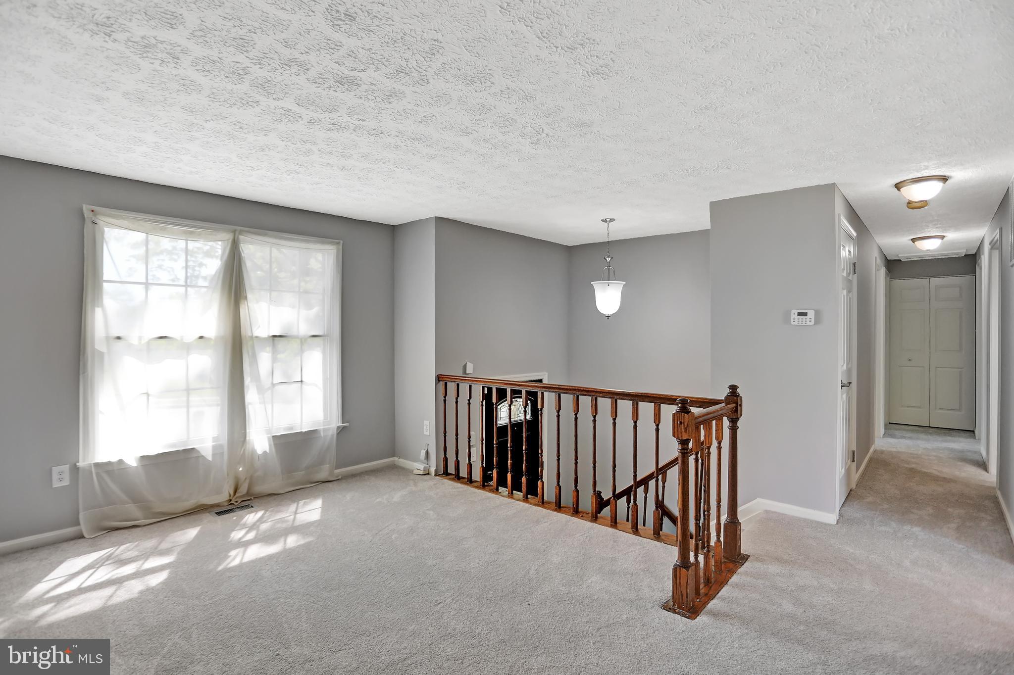 LAWNWOOD - Residential