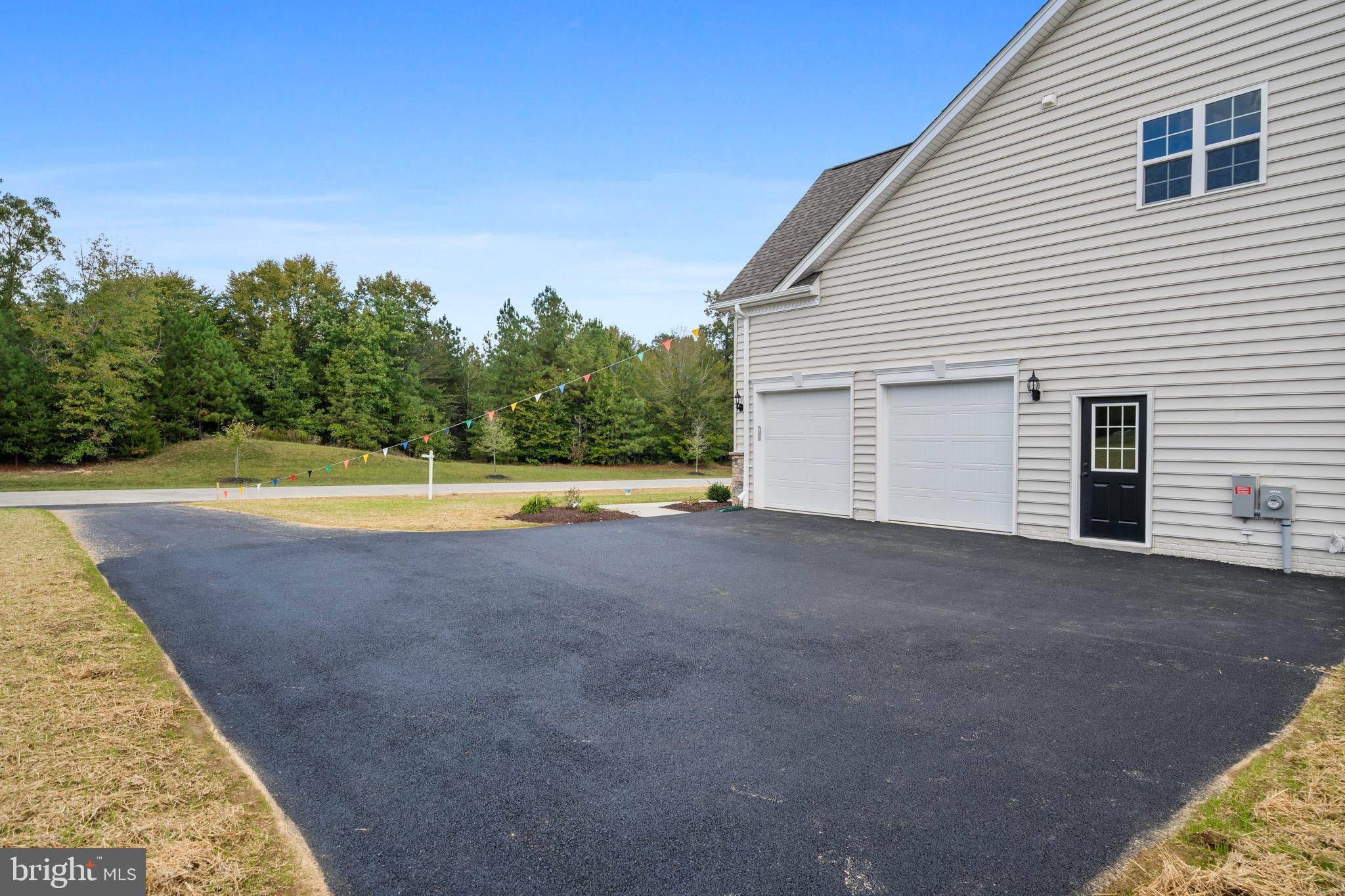 AUTUMN WOODS - Residential