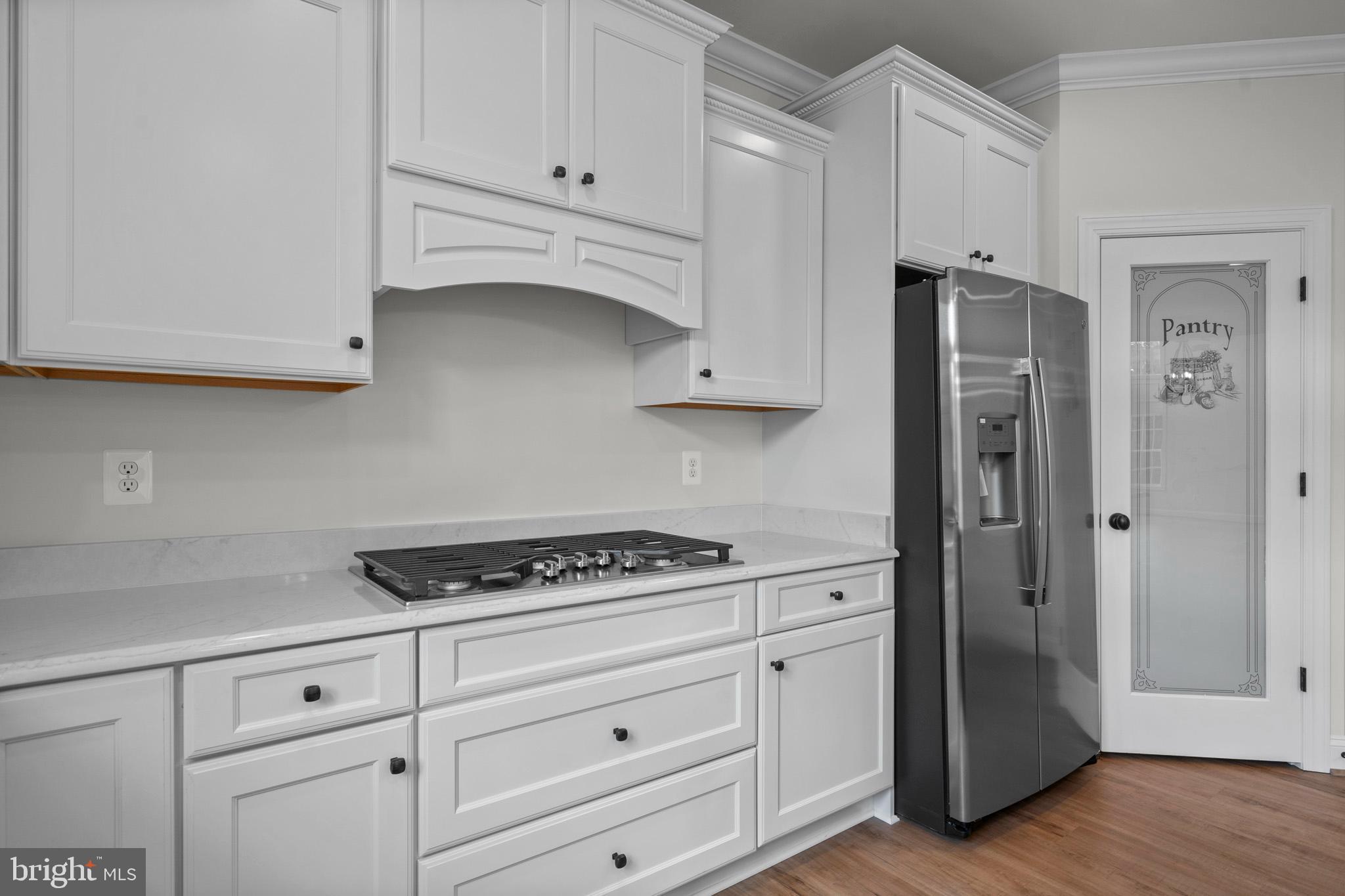 AUTUMN WOODS - Residential