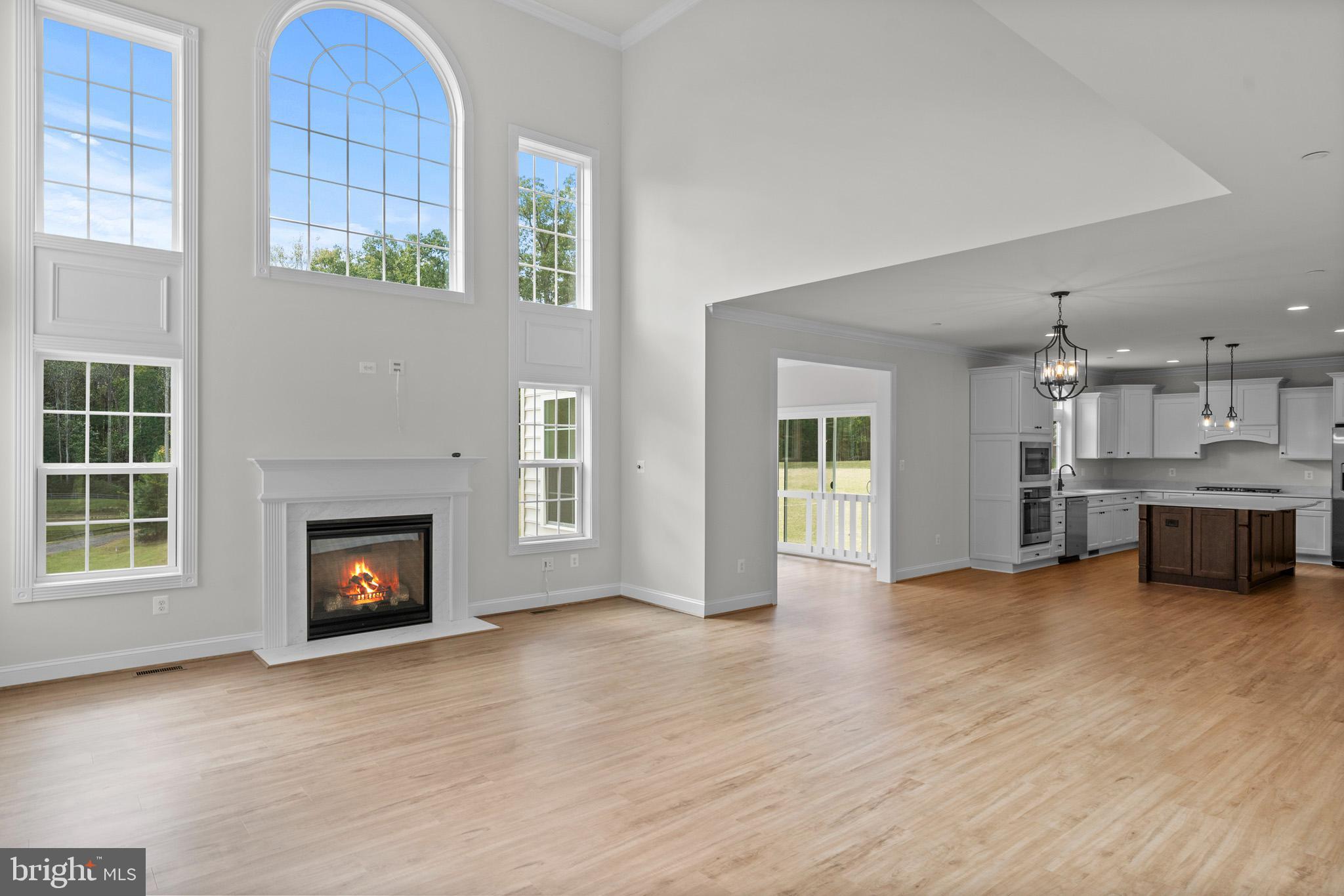 AUTUMN WOODS - Residential