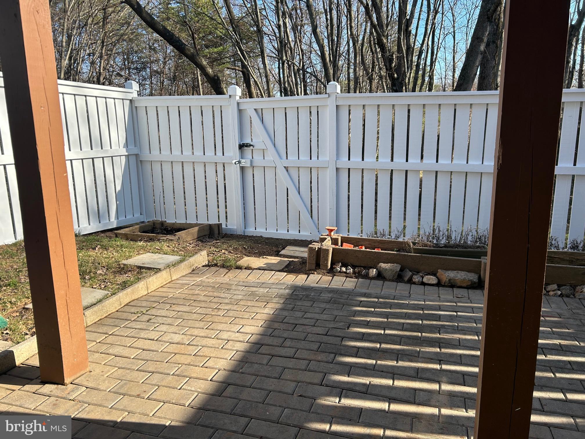 BIRCHFIELD WOODS - Residential Lease