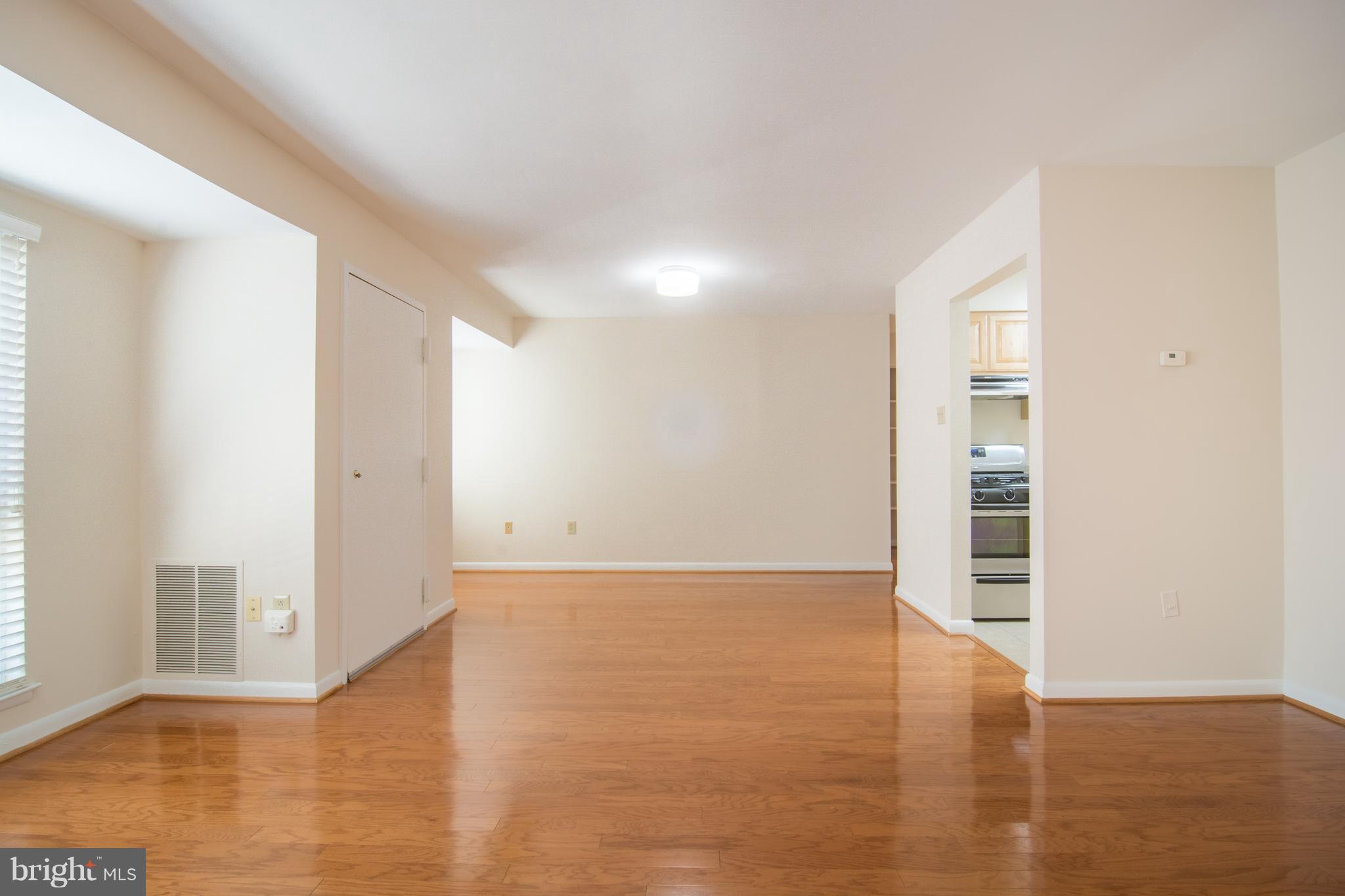 LONG REACH - Residential