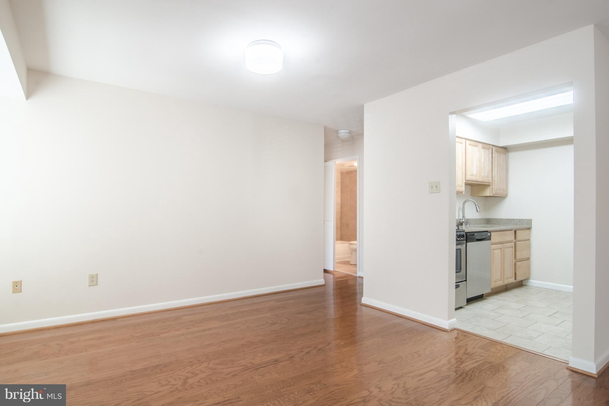 LONG REACH - Residential