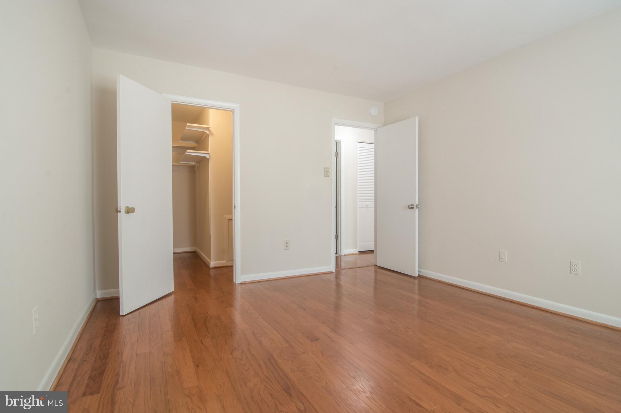 LONG REACH - Residential