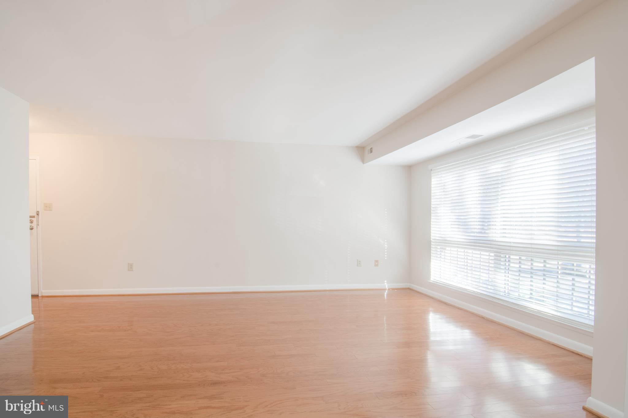 LONG REACH - Residential