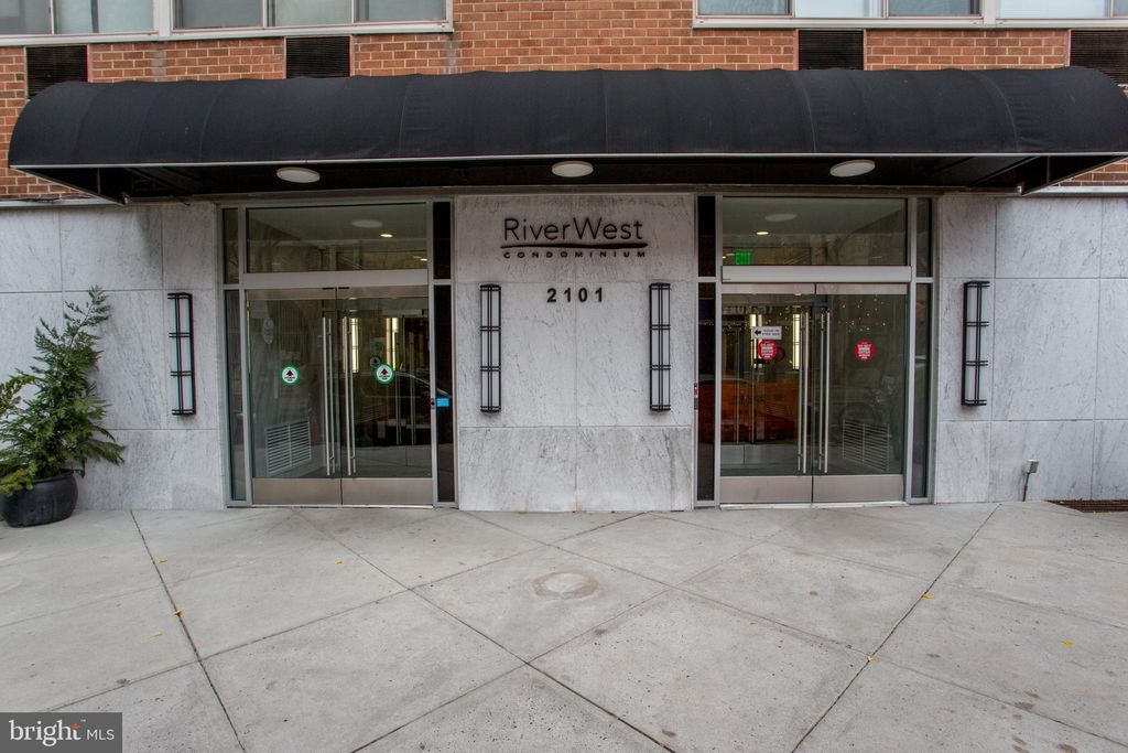 Photo of 2101 - 17 Chestnut Street #1809, PHILADELPHIA, PA 19103 (MLS # PAPH2561260)