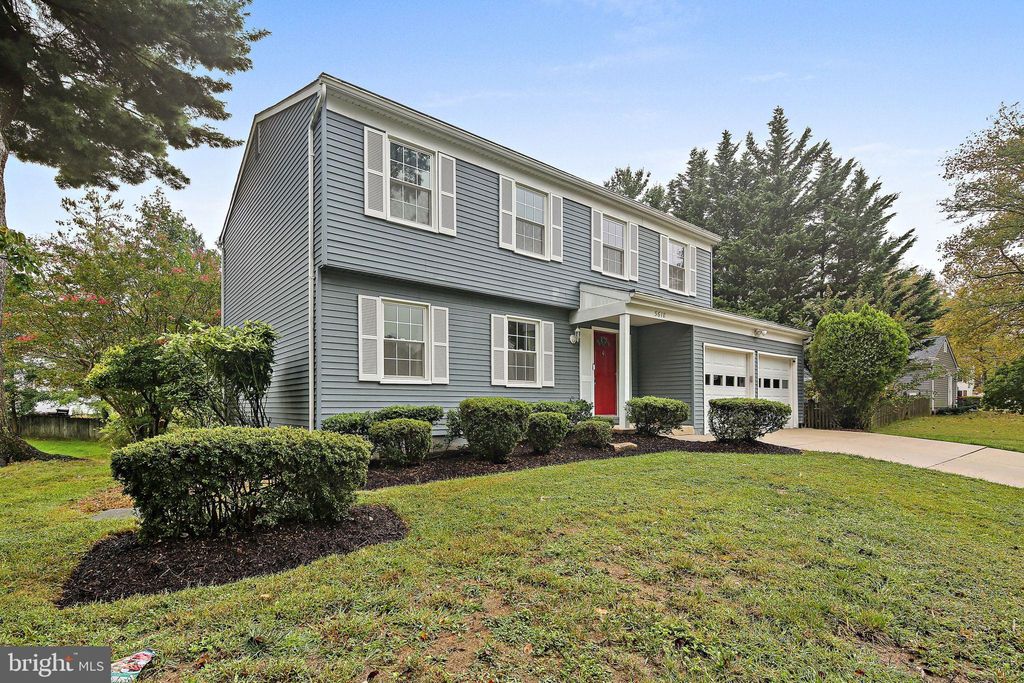 Photo of 5618 Millwheel Place, COLUMBIA, MD 21045 (MLS # MDHW2059064)