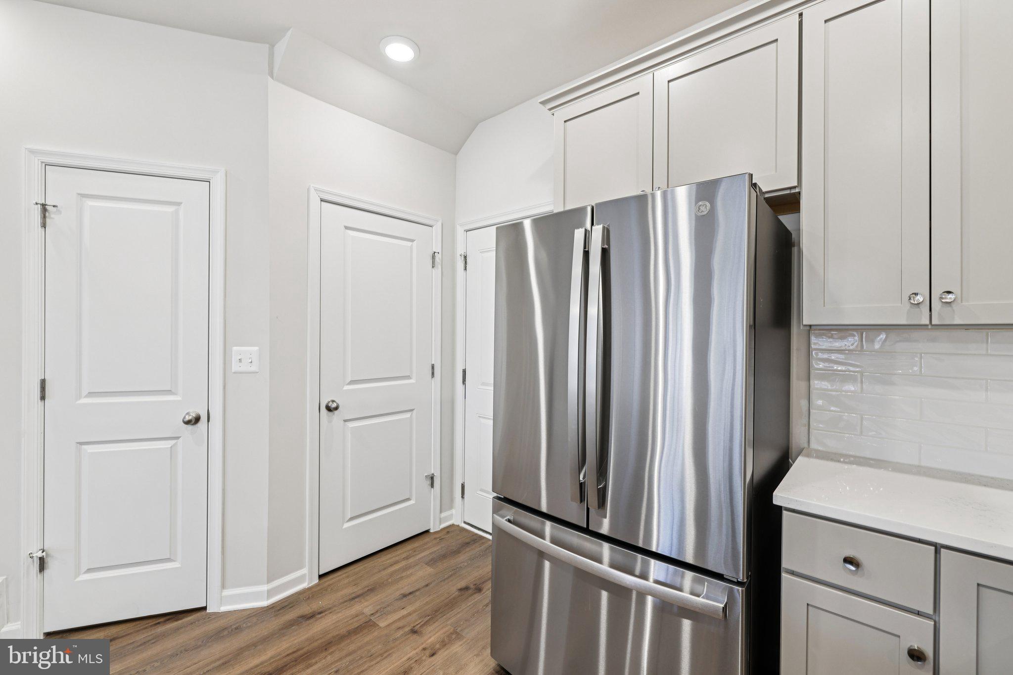 MONTGOMERY VILLAGE - Residential