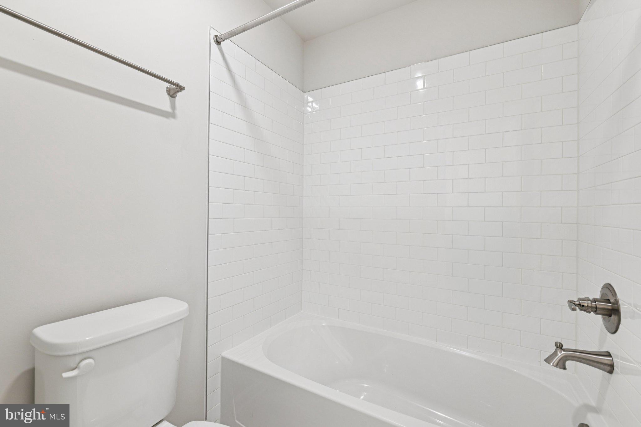 MONTGOMERY VILLAGE - Residential