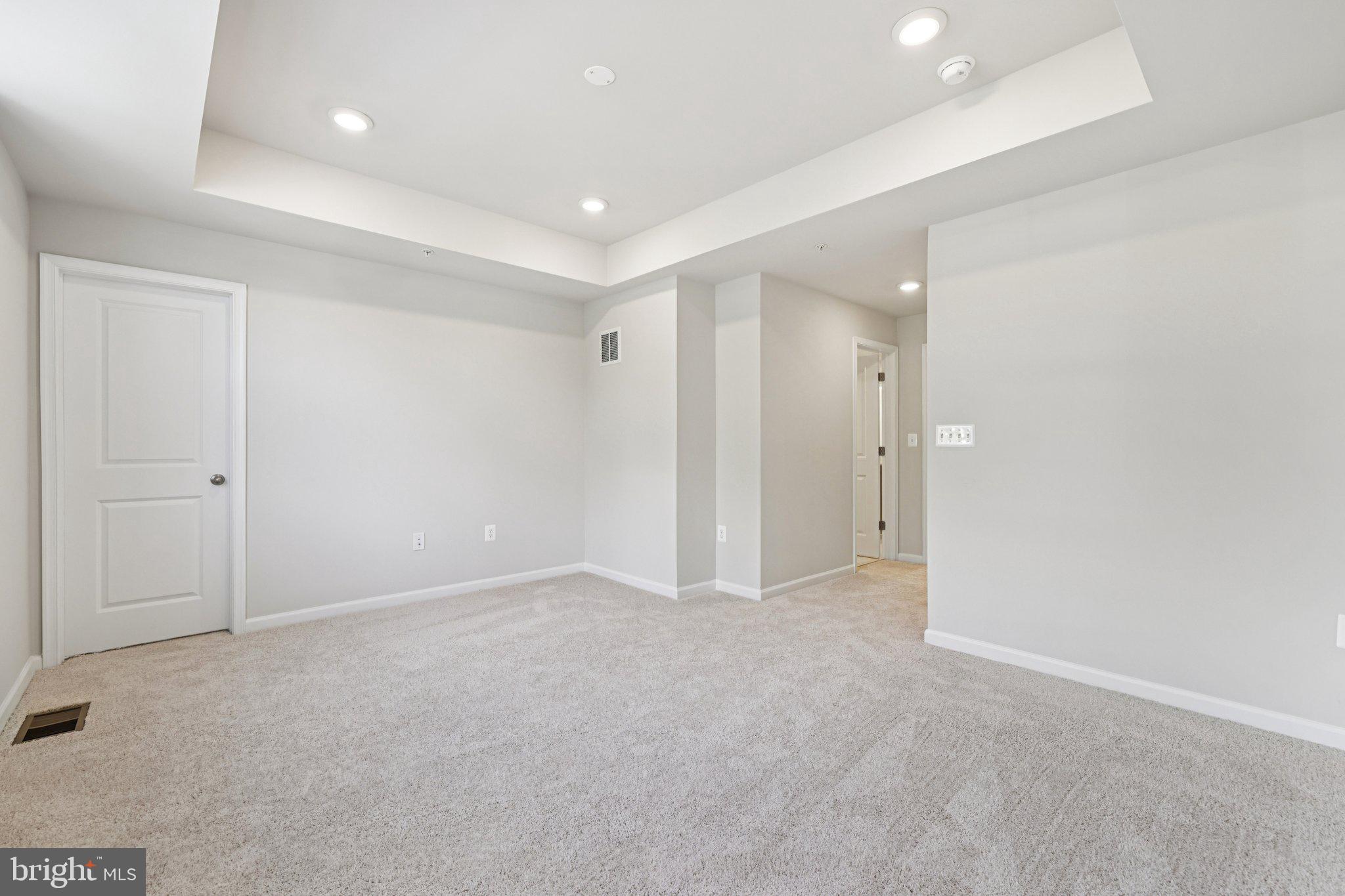 MONTGOMERY VILLAGE - Residential