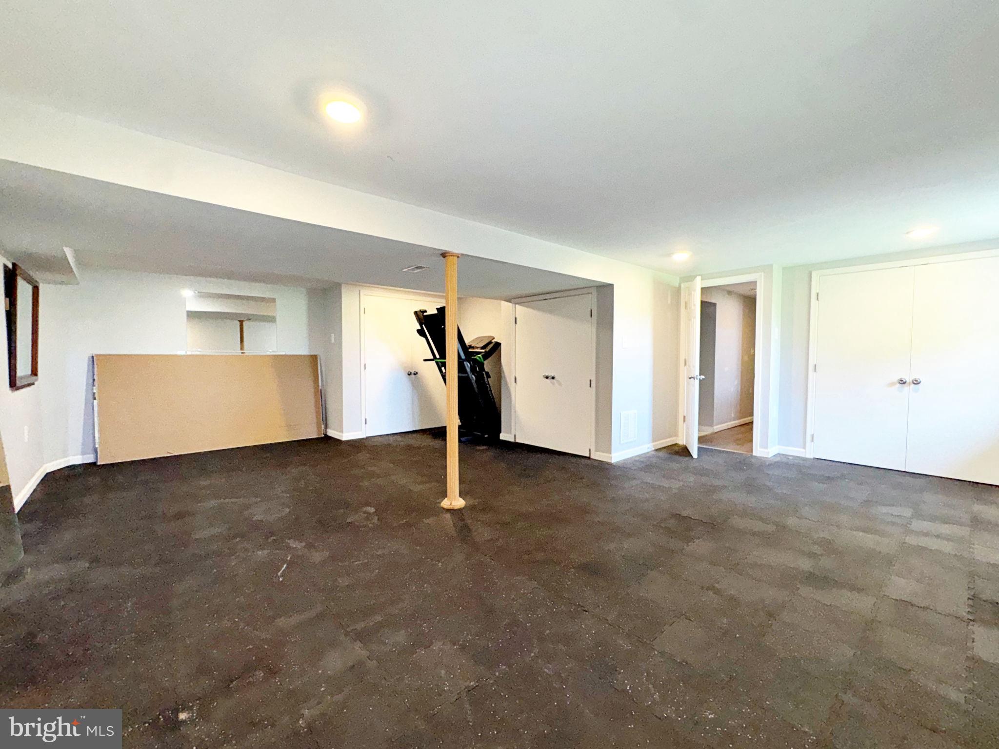 ORCHARD CREST - Residential