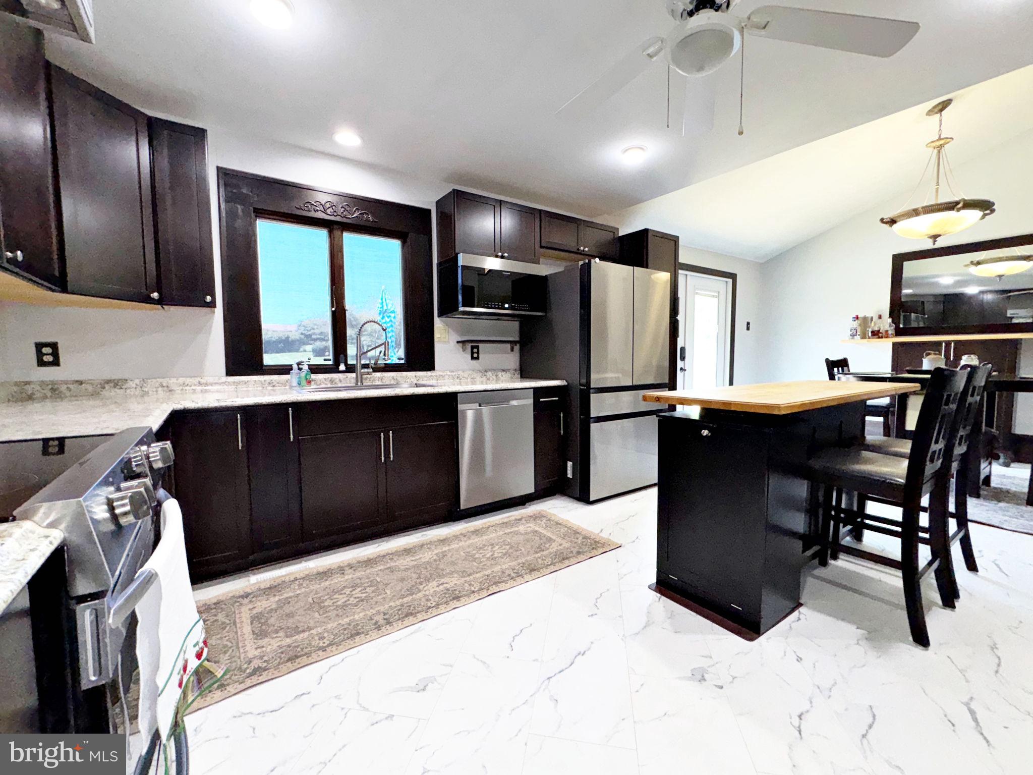 ORCHARD CREST - Residential