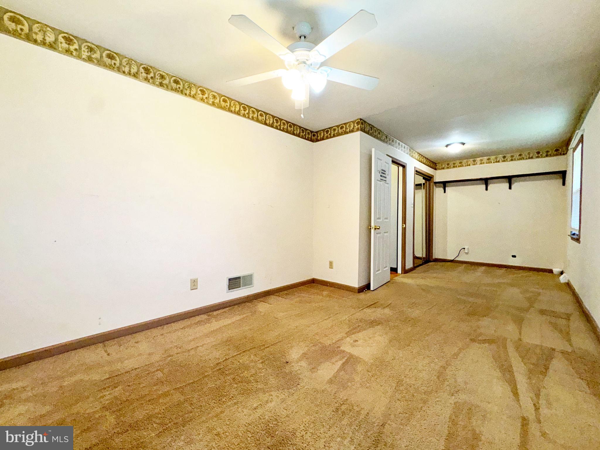 ORCHARD CREST - Residential