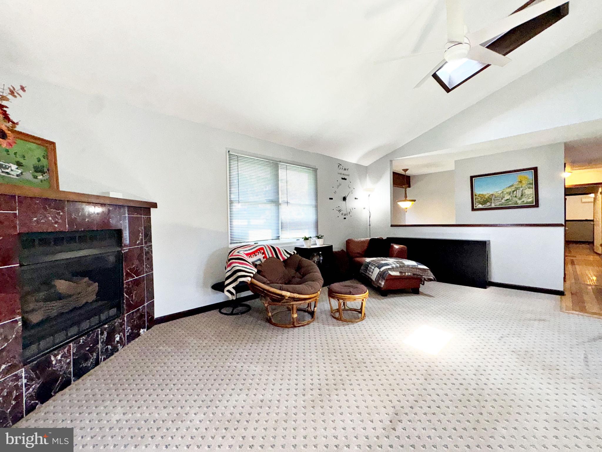 ORCHARD CREST - Residential