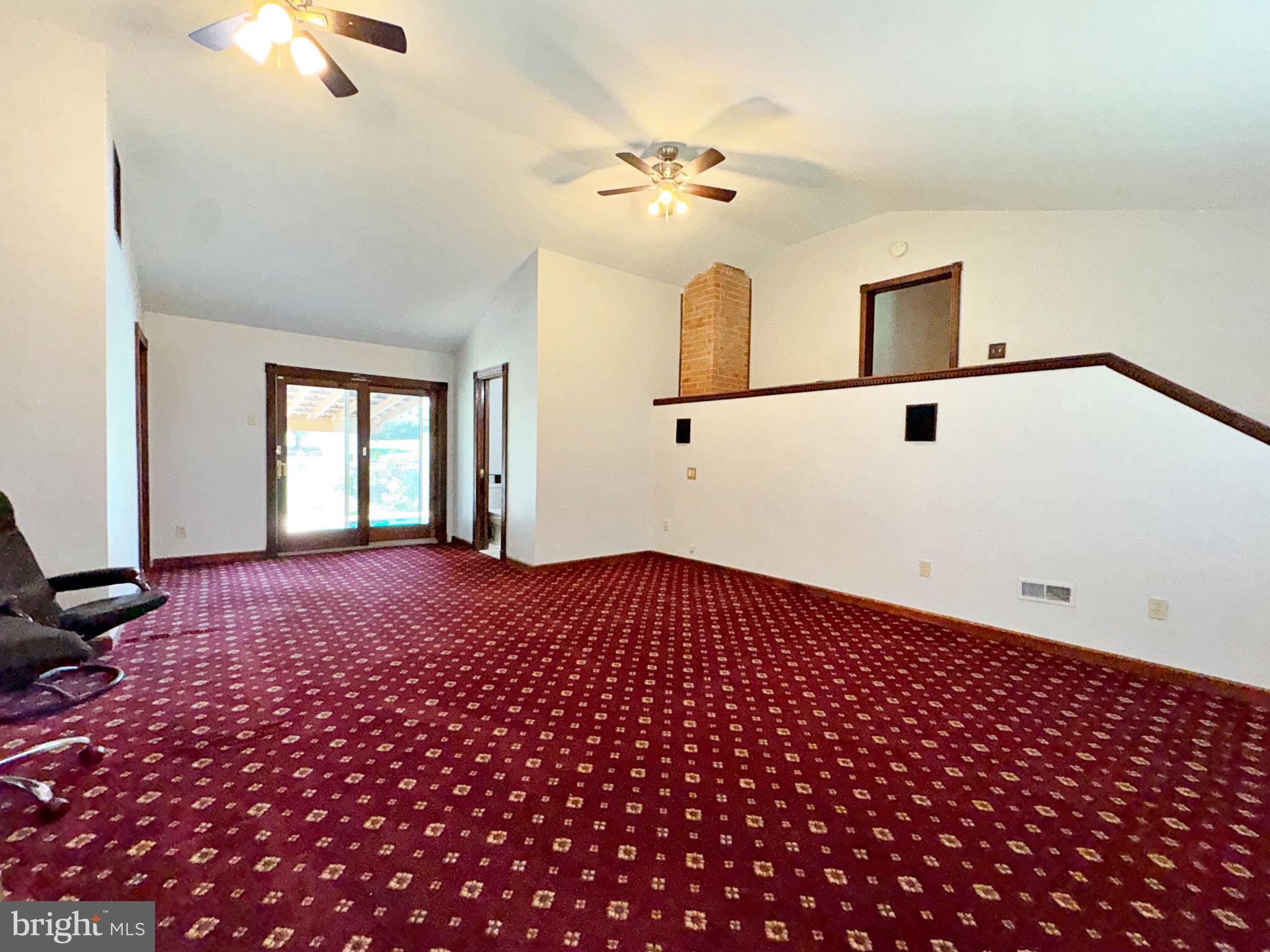 ORCHARD CREST - Residential