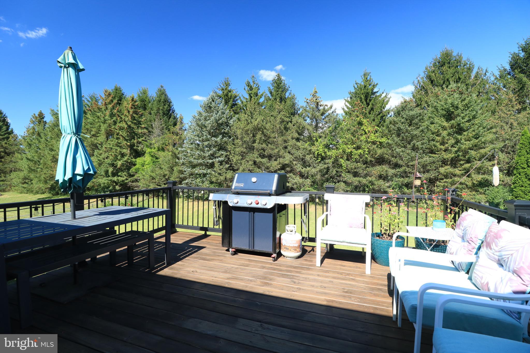 DALEVUE EAST - Residential